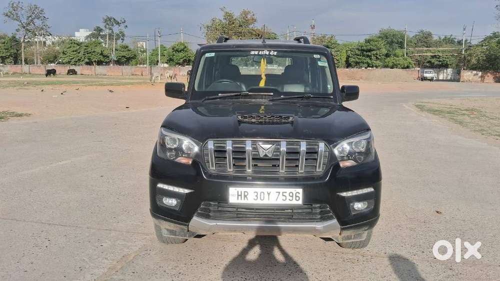 Mahindra Scorpio Classic 2.2 S 11 Mt 7 Str, 2022, Diesel