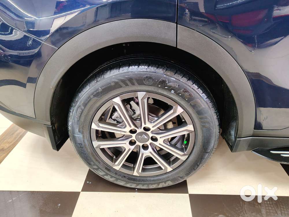 Mahindra Xuv700 2.0 Ax 7 Petrol At Luxury Pack Str, 2021, Petrol