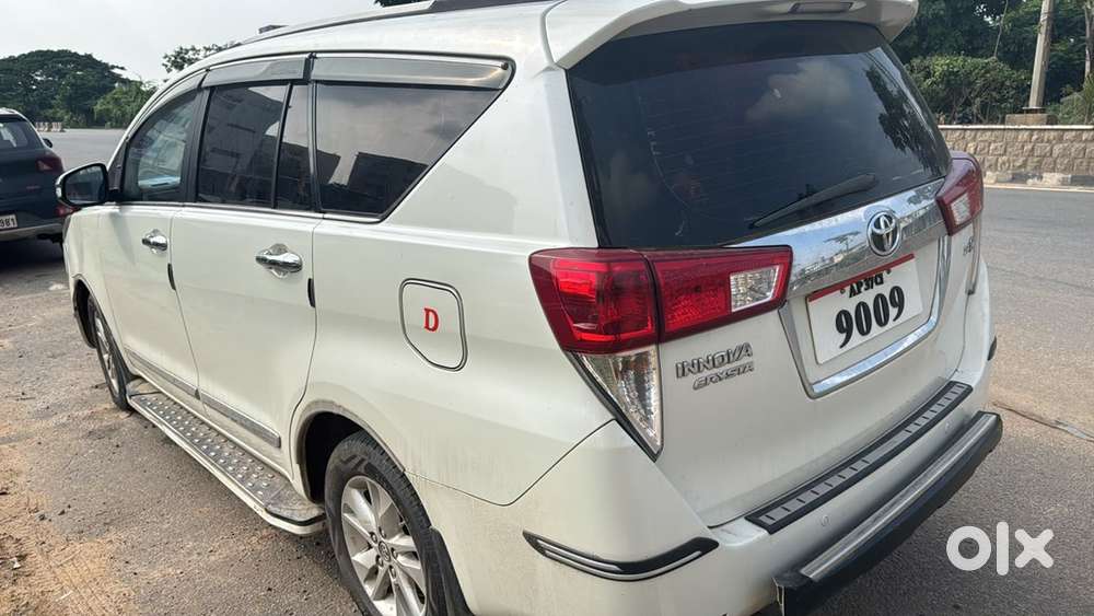 Toyota Innova Crysta 2016