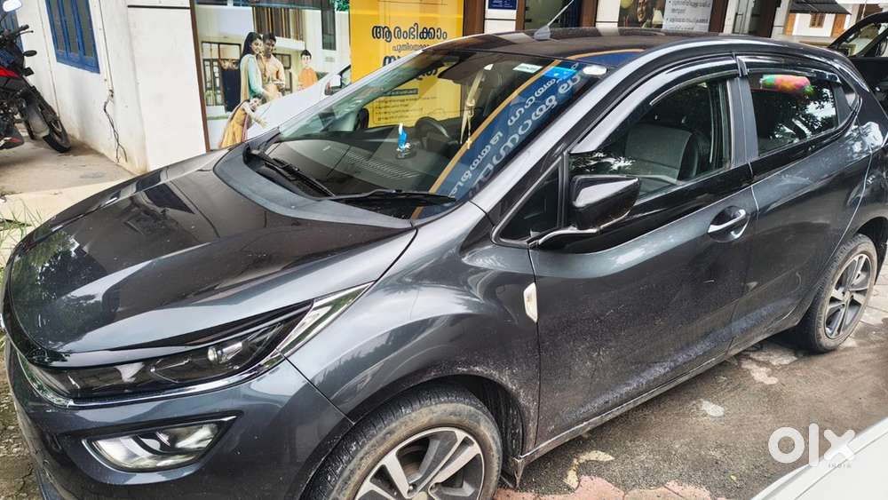 Tata Altroz Petrol 2021