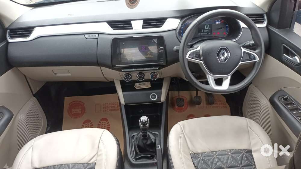 Renault Triber Rxz, 2023, Petrol