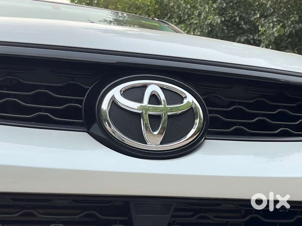 Toyota Fortuner Legender 4x2 At 2.8, 2024, Diesel