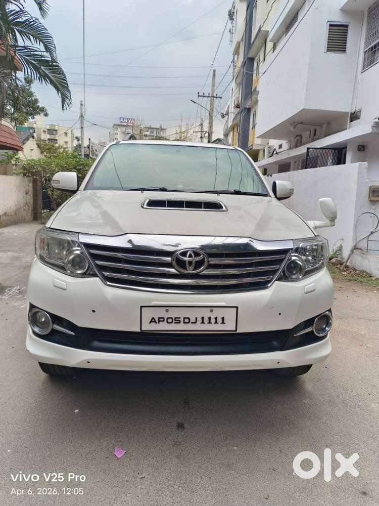 Toyota Fortuner 3.0 4x4 Manual, 2015, Diesel