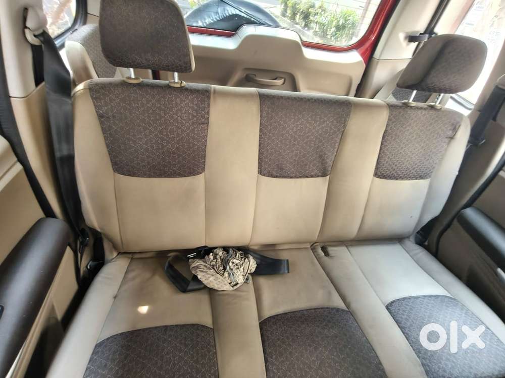 Mahindra Tuv 300 Mhawk100 T8, 2016, Diesel