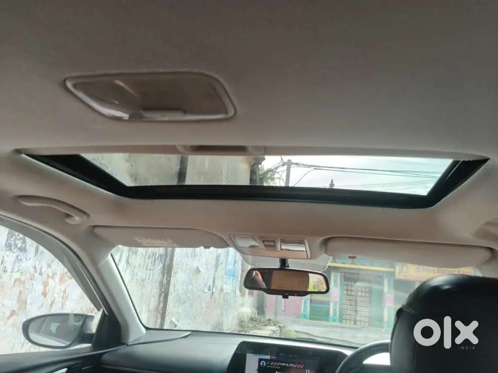Hyundai I20 Asta 2022 Sunroof Petrol