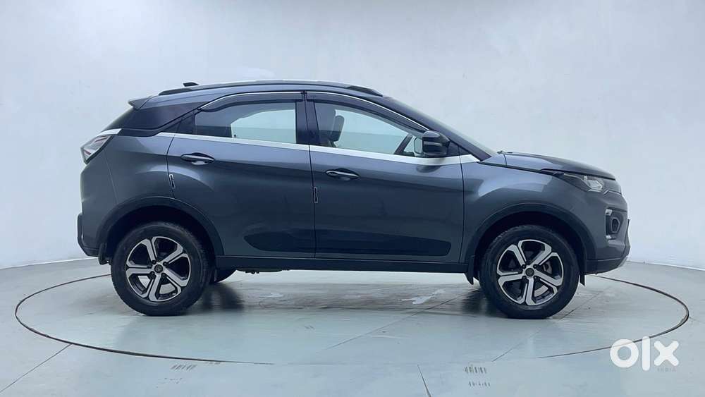 Tata Nexon 1.2 Revotron Xza Plus, 2023, Petrol