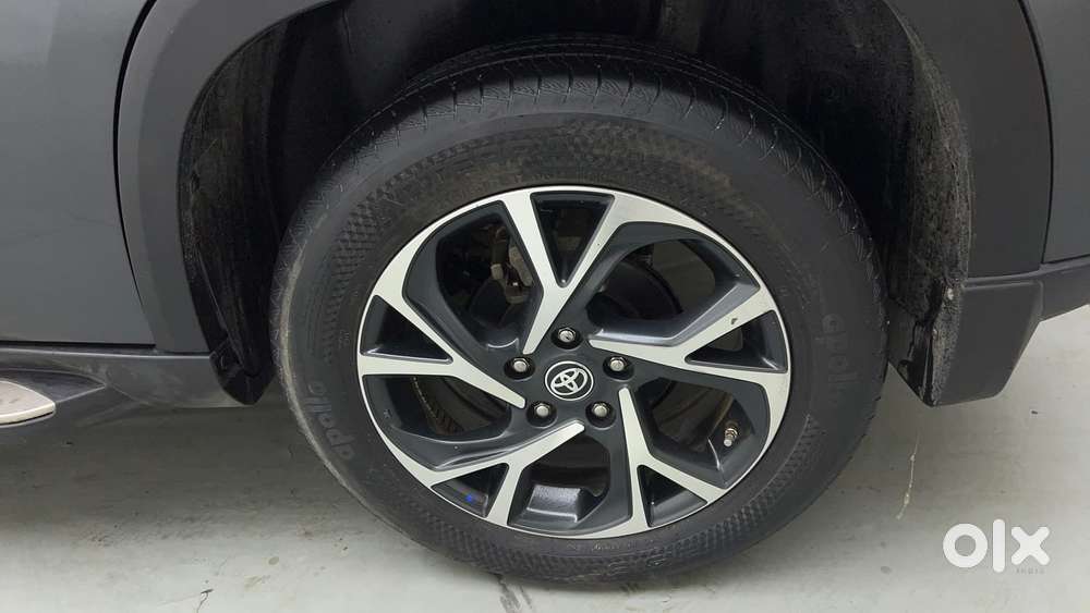 Toyota Urban Cruiser Hyryder 1.5 V Hybrid, 2024, Cng & Hybrids