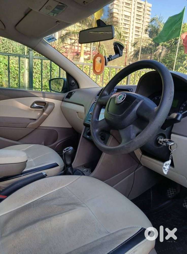 Skoda Rapid, 2012, Petrol