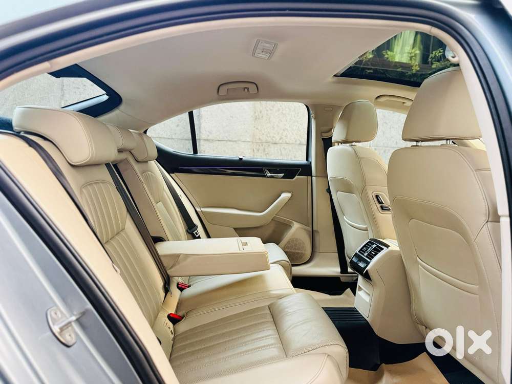 Skoda Superb 2.0 Tsi At L&k, 2020, Petrol