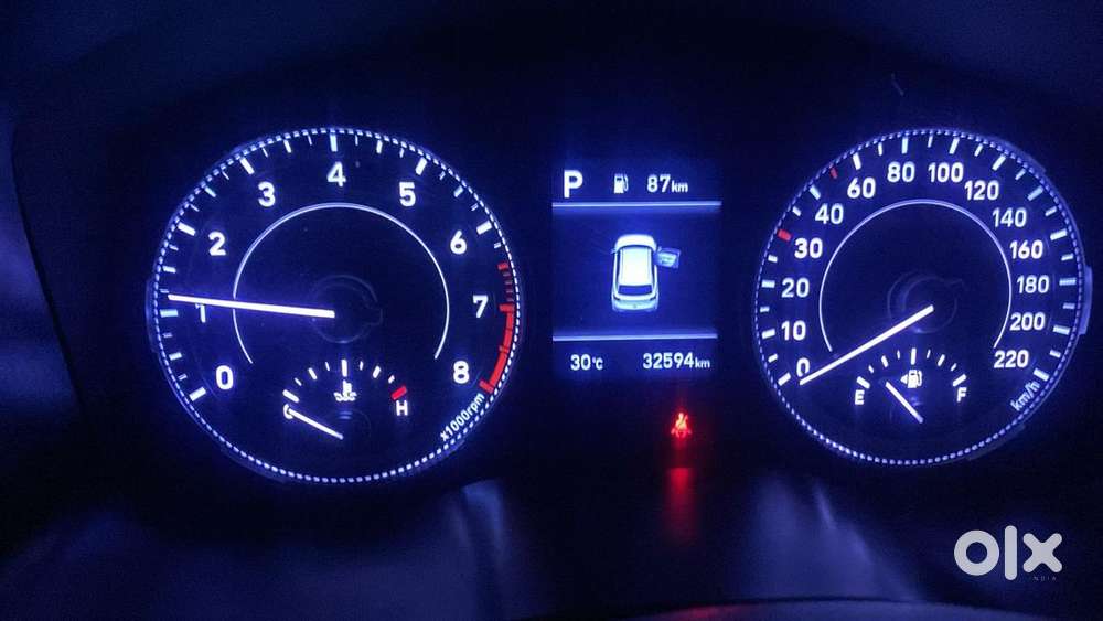 Hyundai Venue Petrol 2021