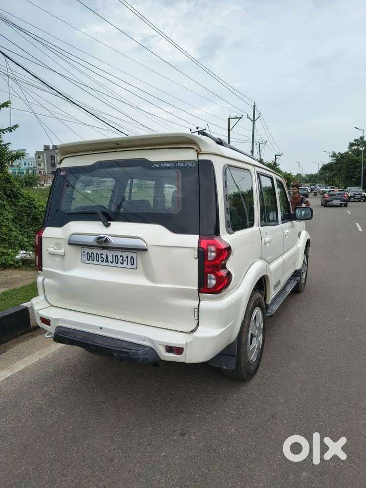 Mahindra Scorpio 2.2 S7 7 Str, 2018, Diesel