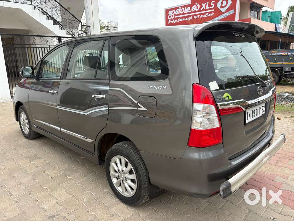 Toyota Innova 2.5 Z Diesel 7 Seater Bs Iv, 2014, Diesel