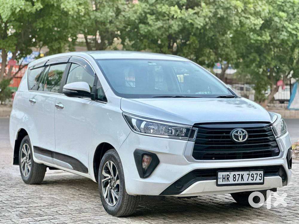 Toyota Innova Crysta 2.7 Gx Mt, 2023, Petrol