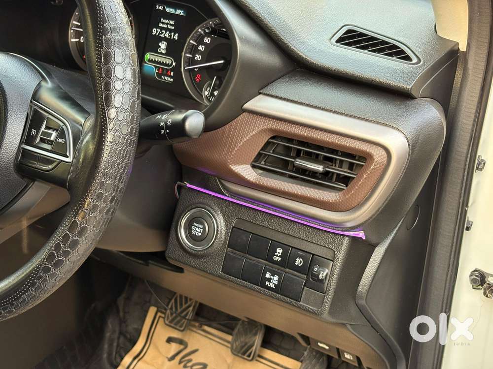 Maruti Suzuki Brezza Zxi S-cng, 2025, Cng & Hybrids