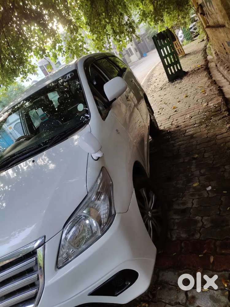 Toyota Innova 2.5 2016 Diesel First Owner Is On Sale.