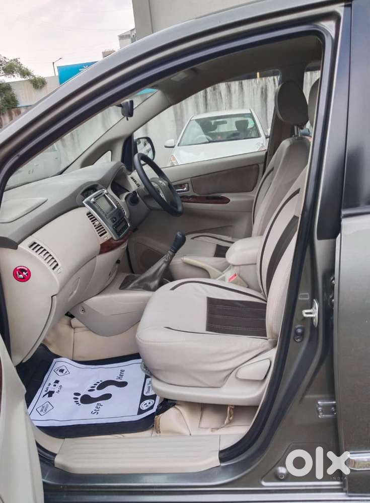 Toyota Innova 2.5 V 7 Str, 2014, Diesel
