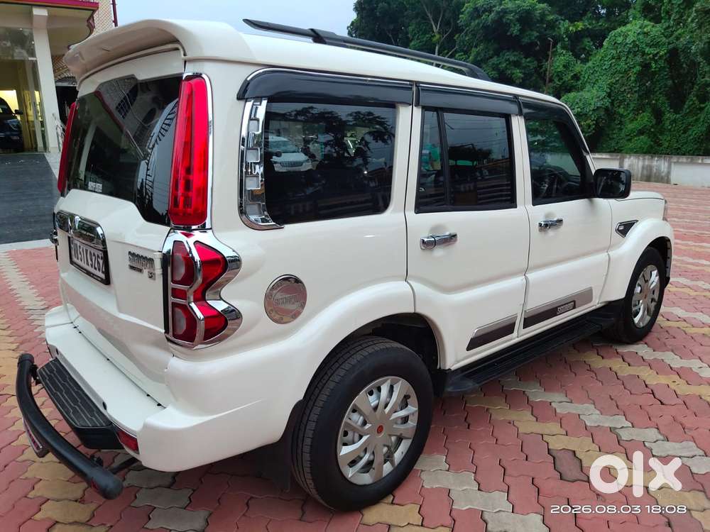 Mahindra Scorpio Classic 2.2 S Mt 9 Str, 2026, Diesel
