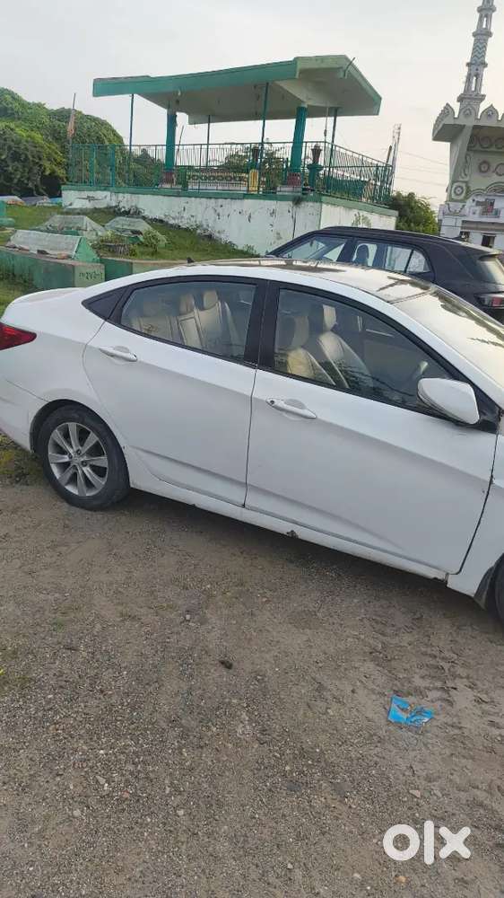 Hyundai Verna 2012 Petrol Suv