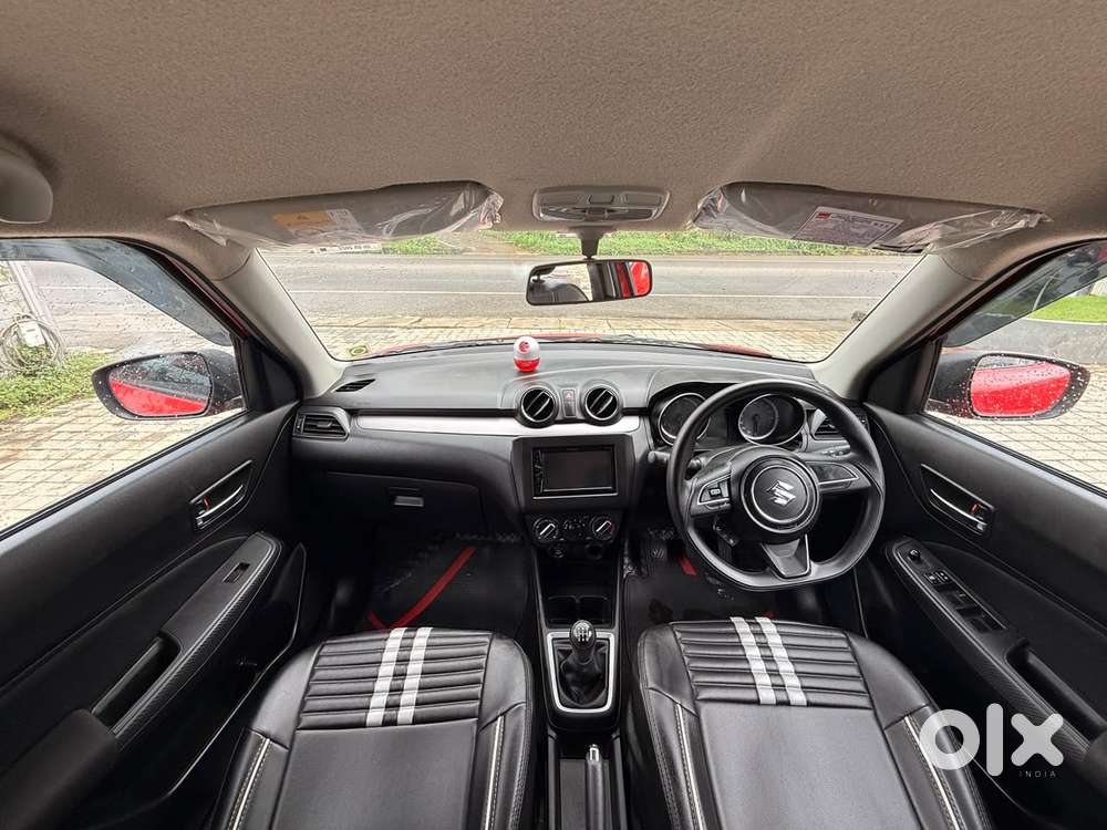 Maruti Suzuki Swift Vxi + Manual, 2022, Petrol