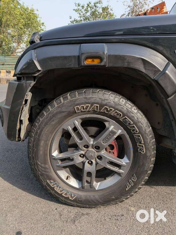 Mahindra Thar Lx Hard Top Petrol Mt 4wd, 2023, Petrol