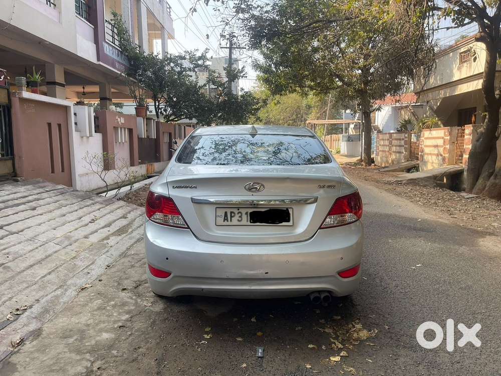 Hyundai Verna 2014 Diesel 111500 Km Driven