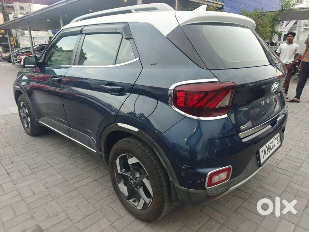 Hyundai Venue Sx Dual Tone, 2019, Petrol
