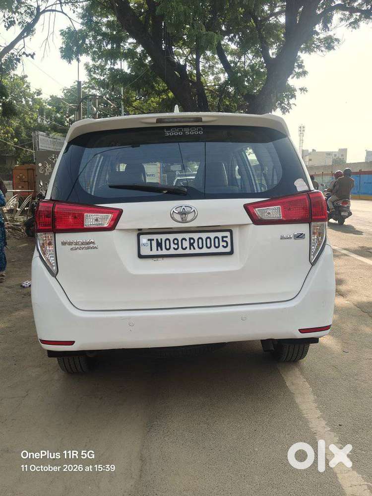Toyota Innova Crysta 2.8z Automatic, 2016, Diesel