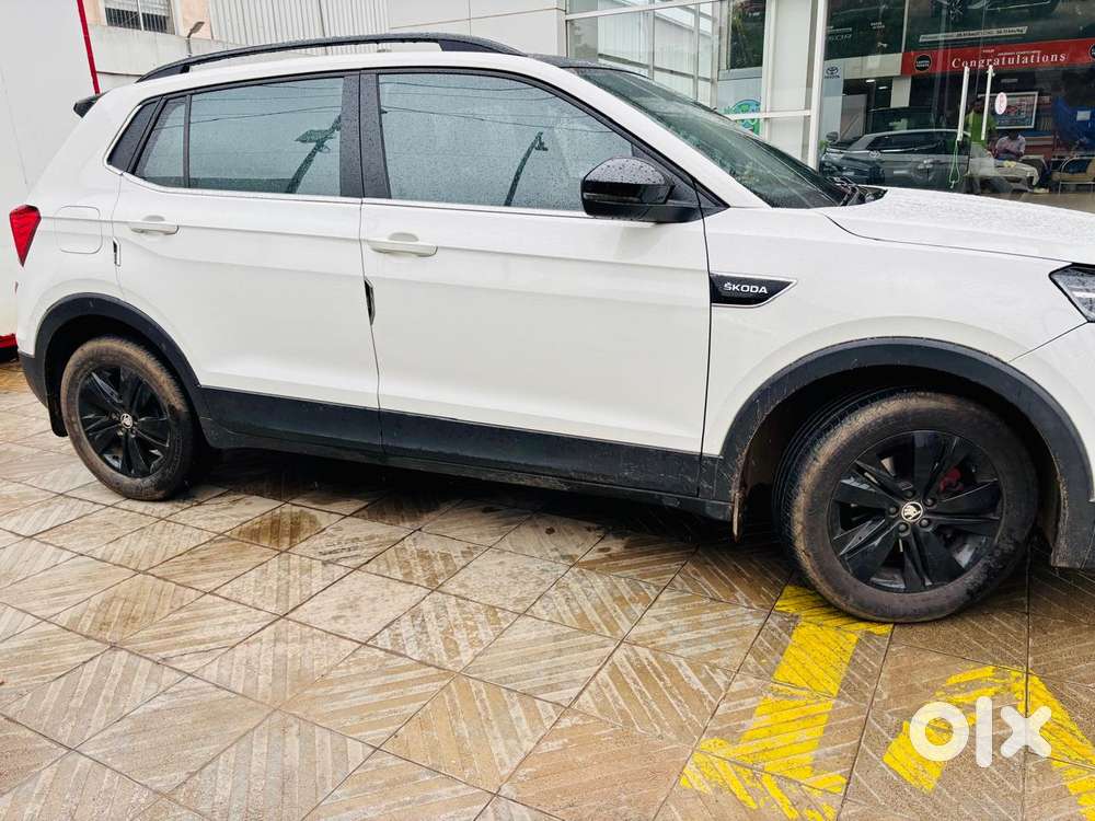 Skoda Kushaq 1.0 Tsi Ambition At, 2023, Petrol
