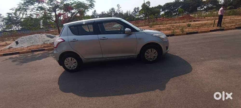 Maruti Suzuki Swift Vxi, 2014, Petrol