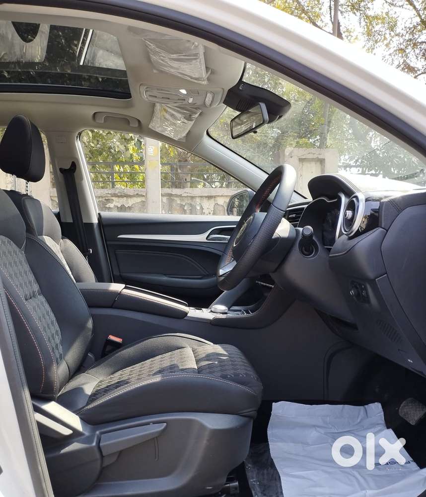 Mg Zs Ev Exclusive, 2025, Electric