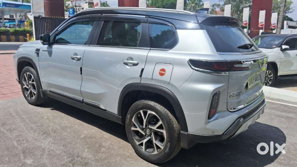 Toyota Urban Cruiser Hyryder 1.5 V Hybrid, 2025, Petrol