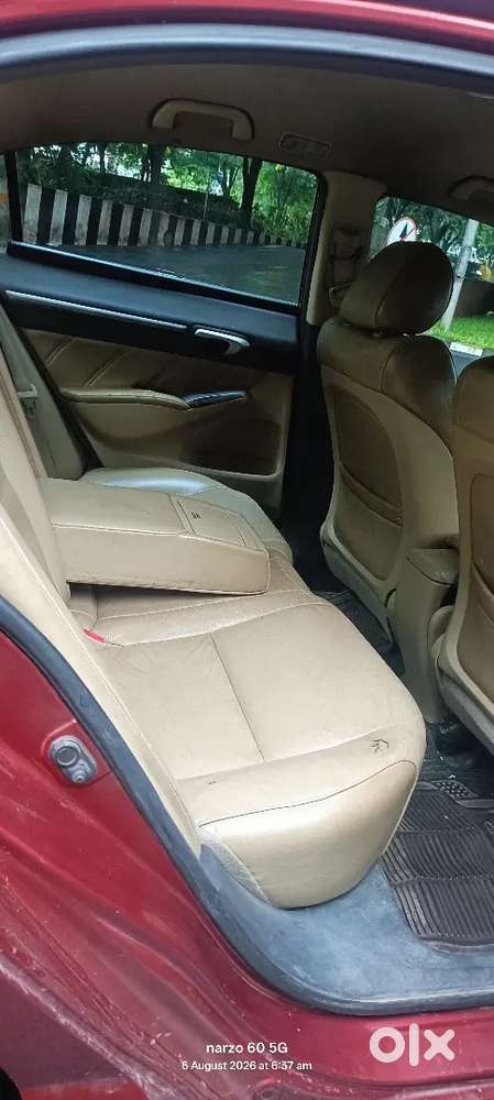 Honda Civic 1.8 V 2011