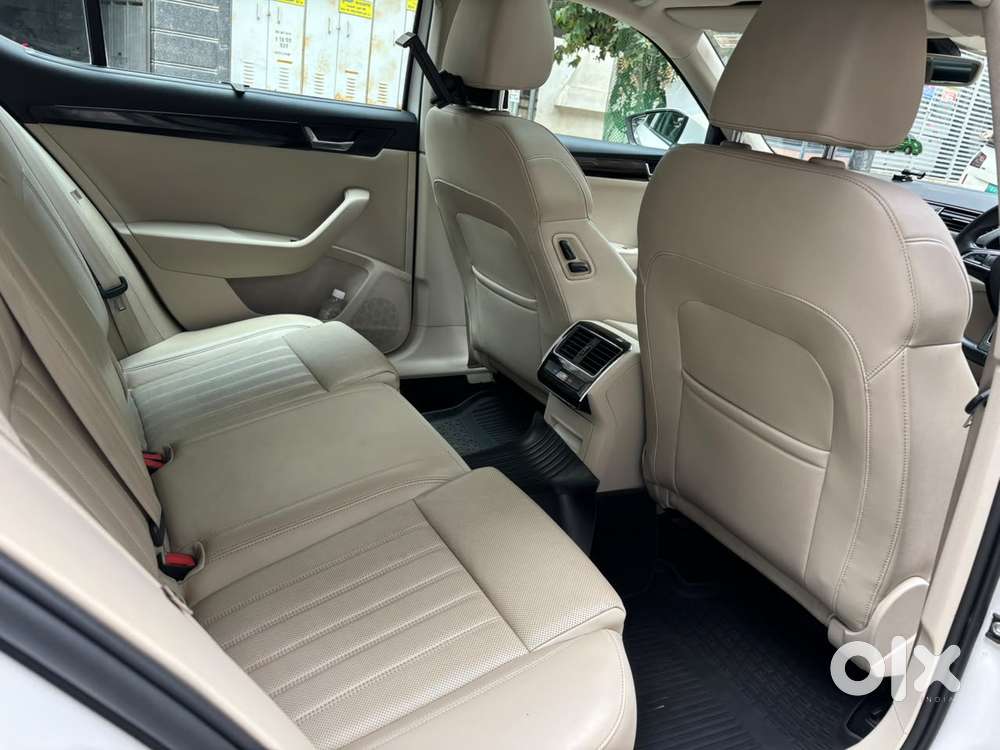 Skoda Superb Lk 1.8 Tsi At, 2017, Petrol