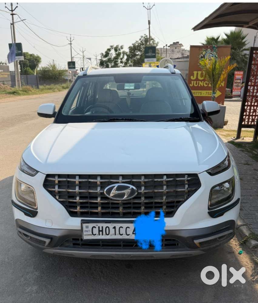 Hyundai Venue Petrol 2020