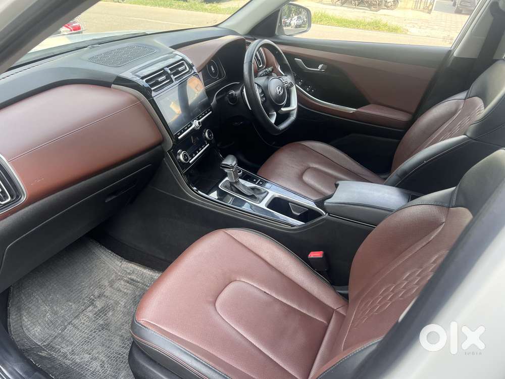 Hyundai Alcazar 2.0 Platinum (o) Petrol At 7 Str, 2022, Petrol