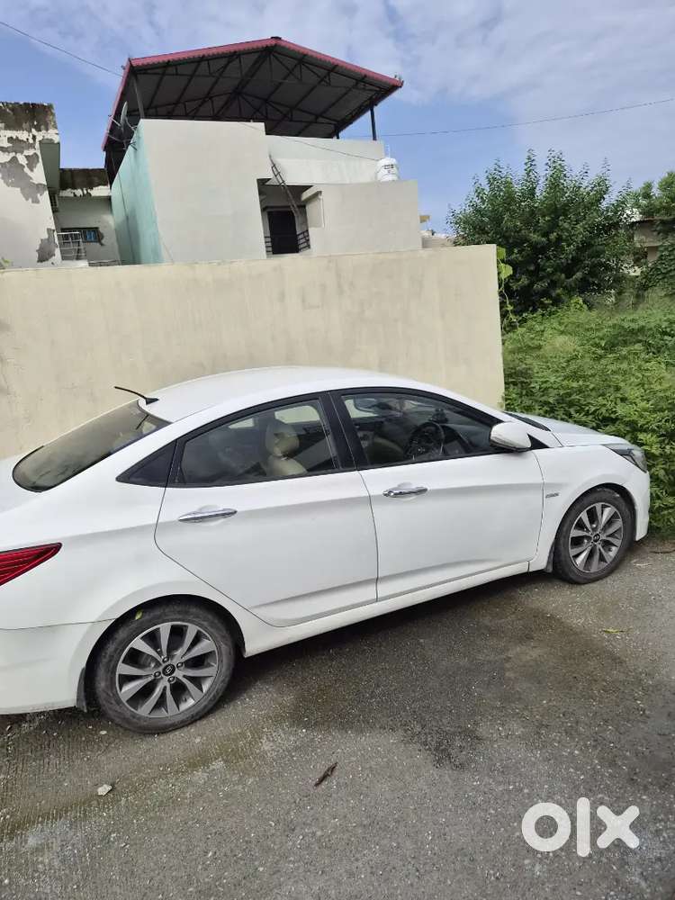 Hyundai Verna 2015 Car