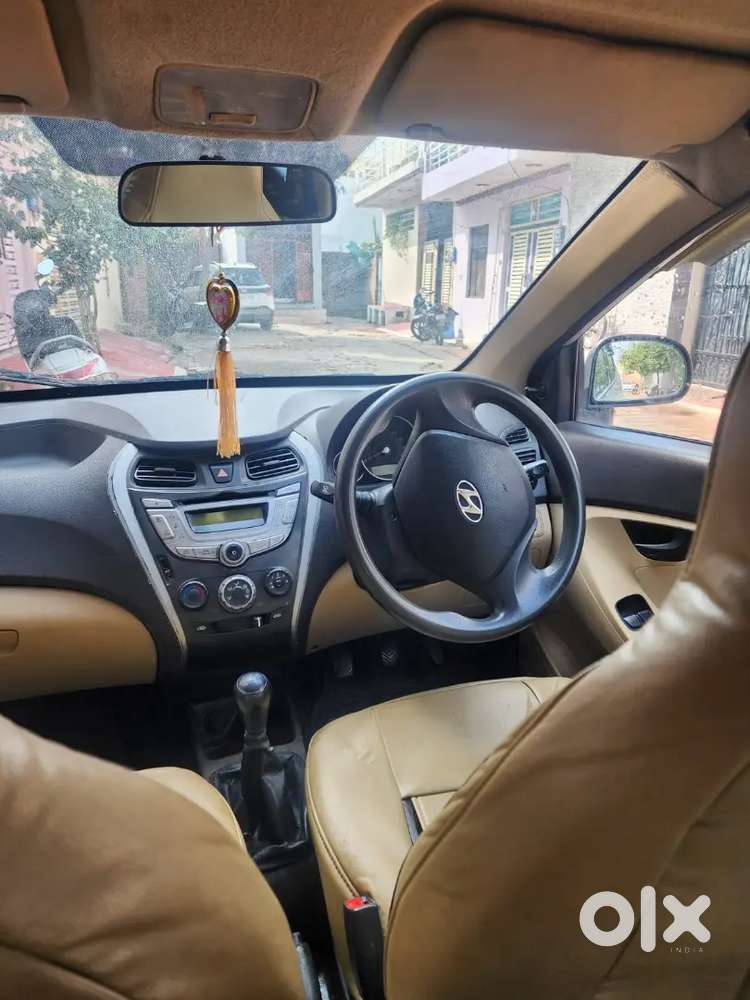 Hyundai Eon Magna 2015