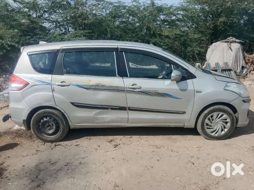 Maruti Suzuki Ertiga 2013 Diesel 178000 Km Driven