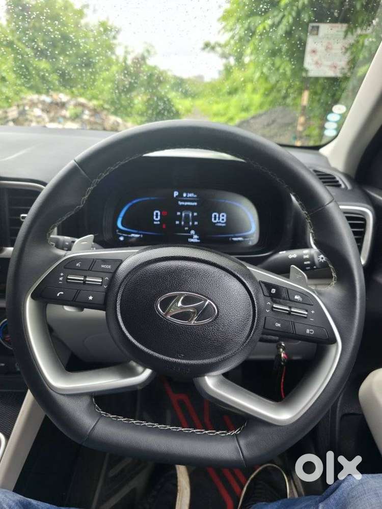 Hyundai Venue 1.0 S (o) Turbo Dct, 2024, Petrol