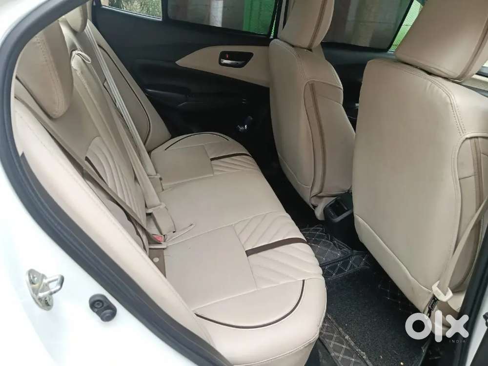 Maruti Dzire 1.2 Vxi 2025
