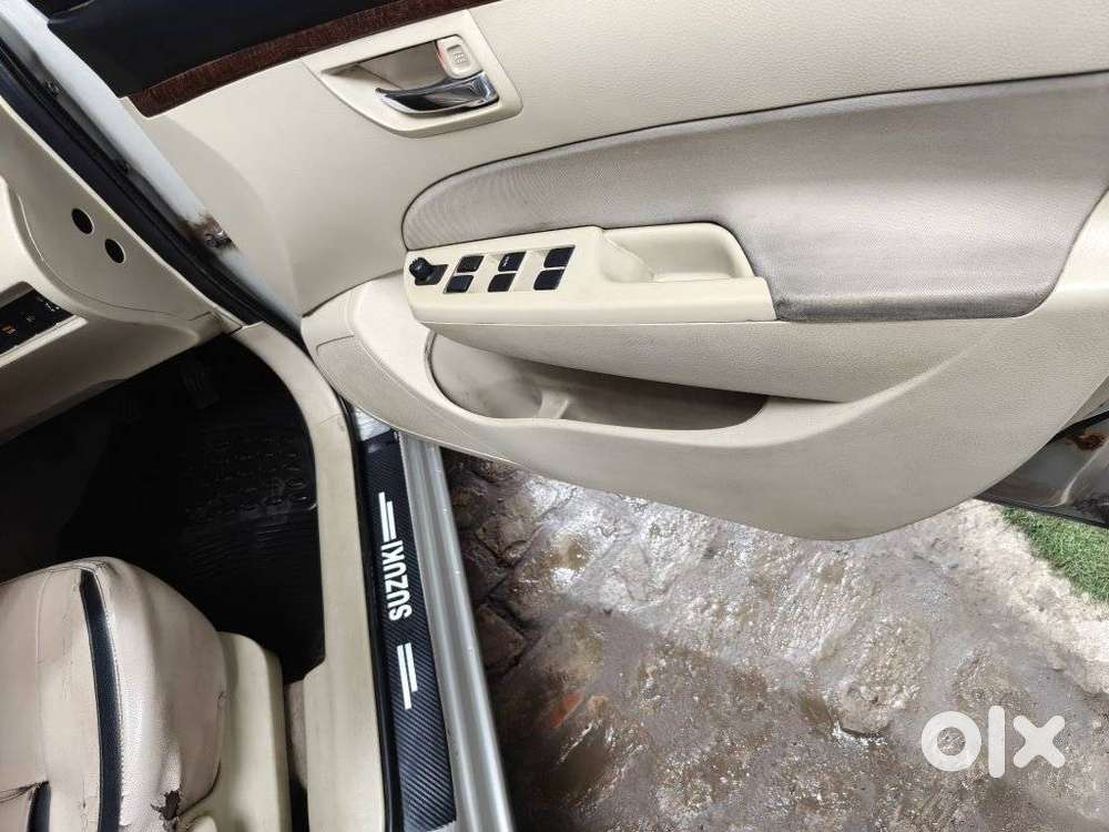 Maruti Suzuki Swift Dzire Vdi Optional, 2015, Diesel