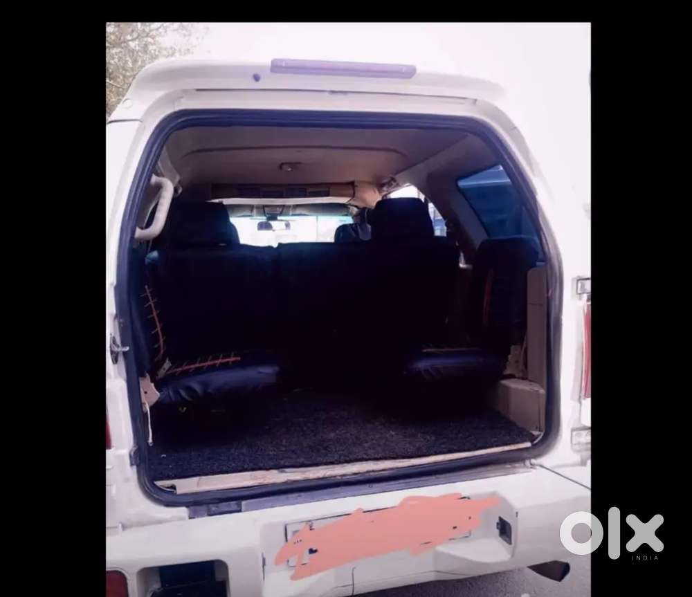 Tata Safari 2011 Diesel Well Maintained And 4 Tyers New 10 Days Before
