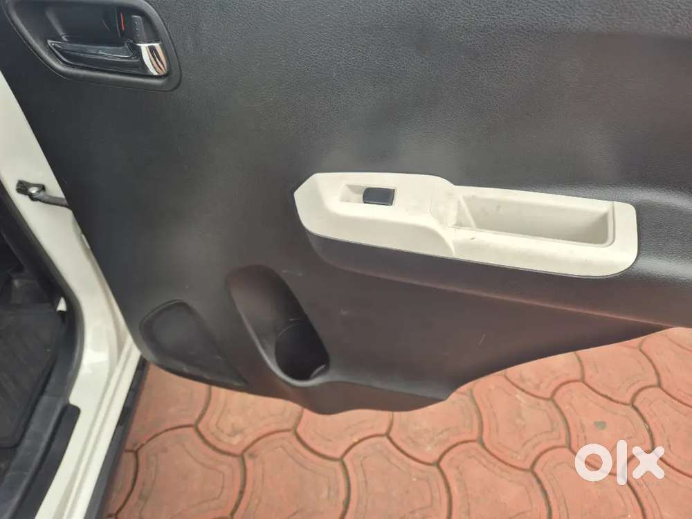 Maruti Suzuki Ignis 2024 Petrol Single Owner