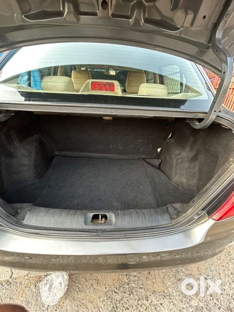 Maruti Swift Dzire 2015 All Original Not A Single Peice Paint