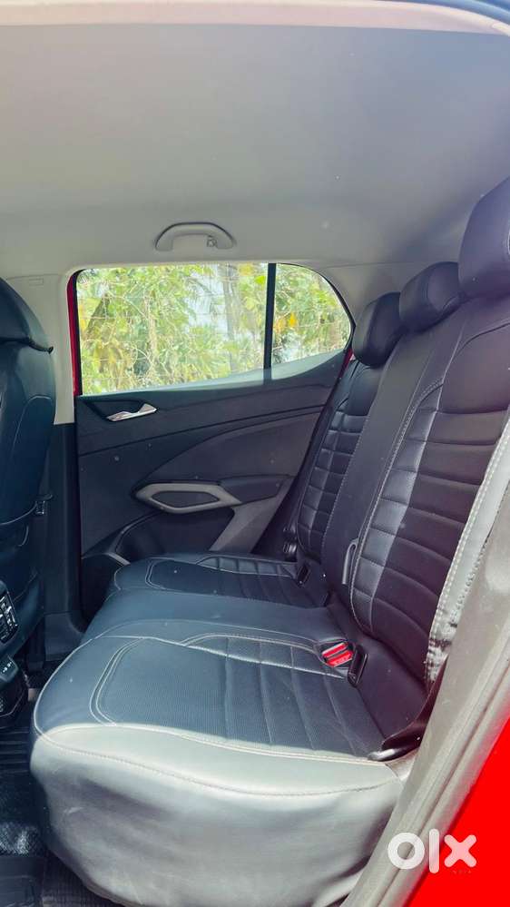 Skoda Kylaq Signature At, 2025, Petrol