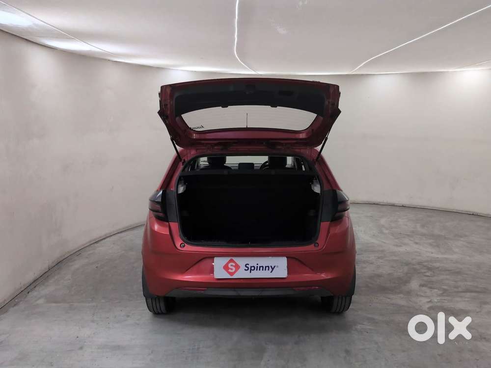 Tata Altroz Xza Petrol, 2024, Petrol
