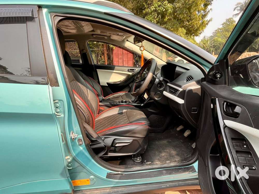 Tata Nexon Creative Plus S 1.2 Revotron Petrol 6 Mt, 2025, Petrol