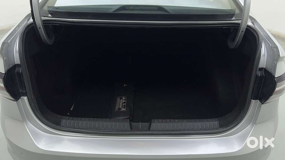 Volkswagen Virtus 1.0 Topline Tsi At, 2024, Petrol