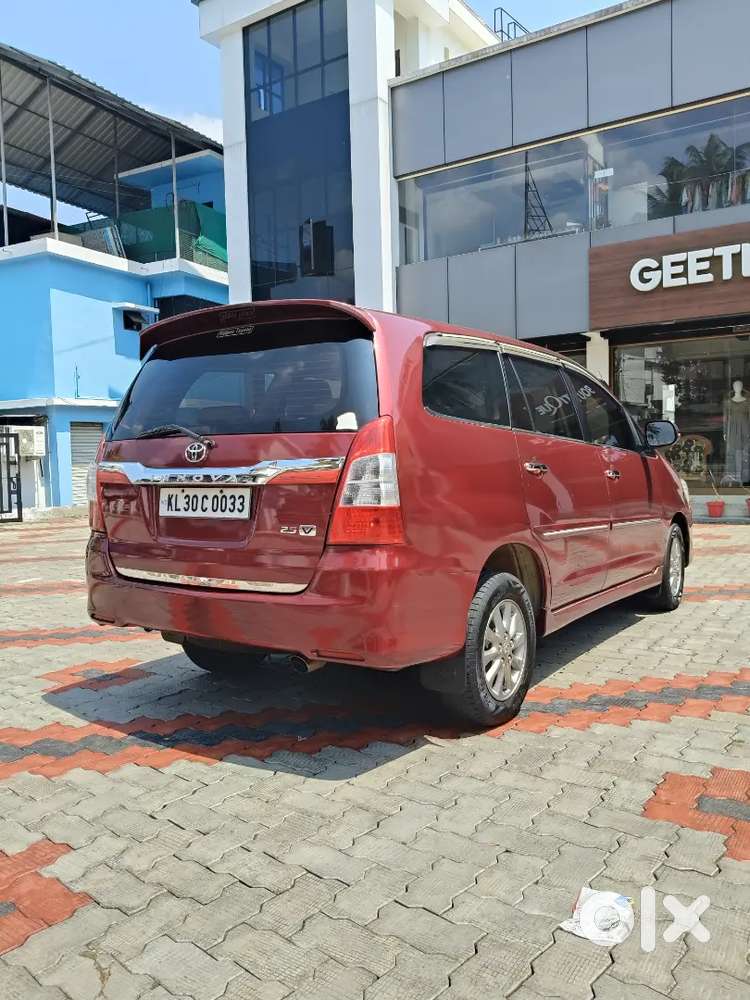 Toyota Innova 2012 Original Kerala