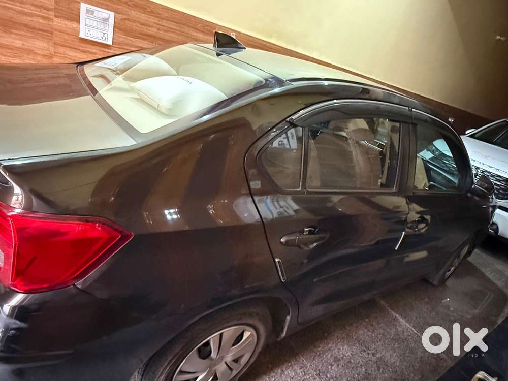 Honda Amaze Petrol Manual 2018- Superb Condition
